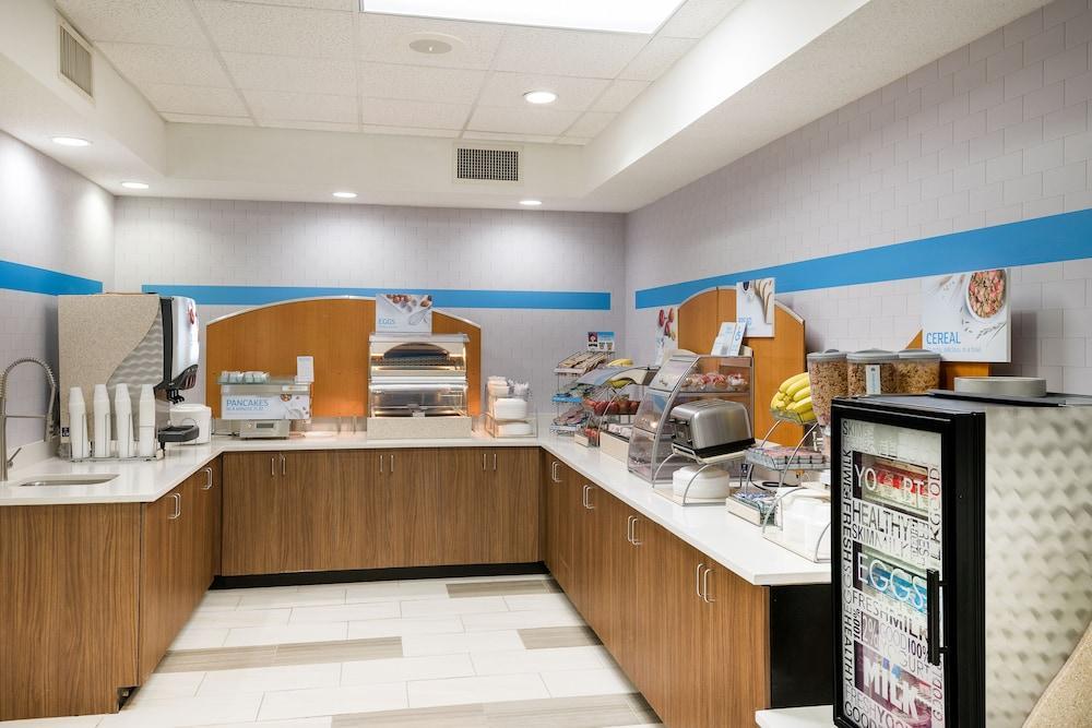 Holiday Inn Express Hillsville By Ihg Eksteriør billede