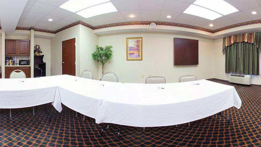 Holiday Inn Express Hillsville By Ihg Eksteriør billede