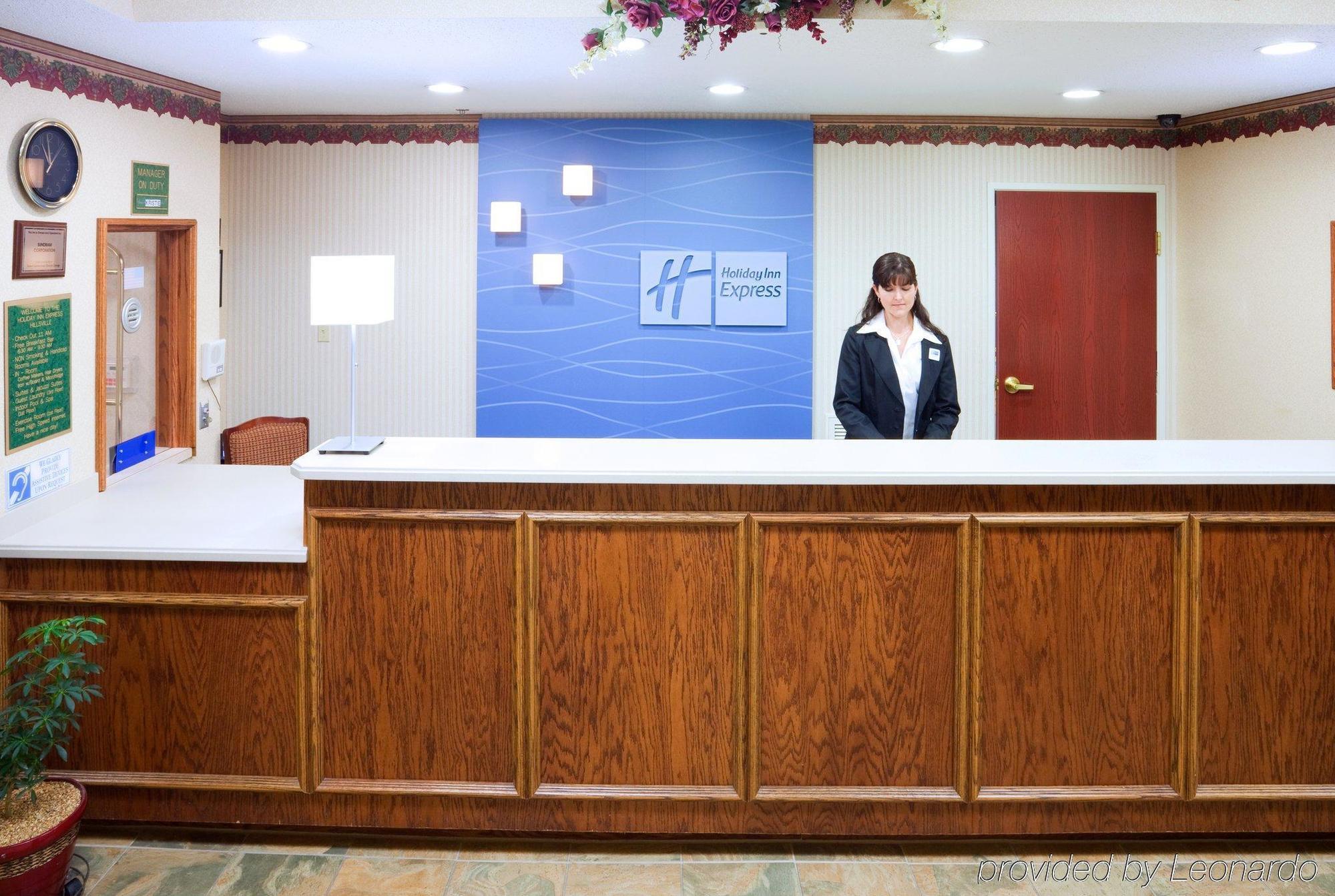 Holiday Inn Express Hillsville By Ihg Eksteriør billede