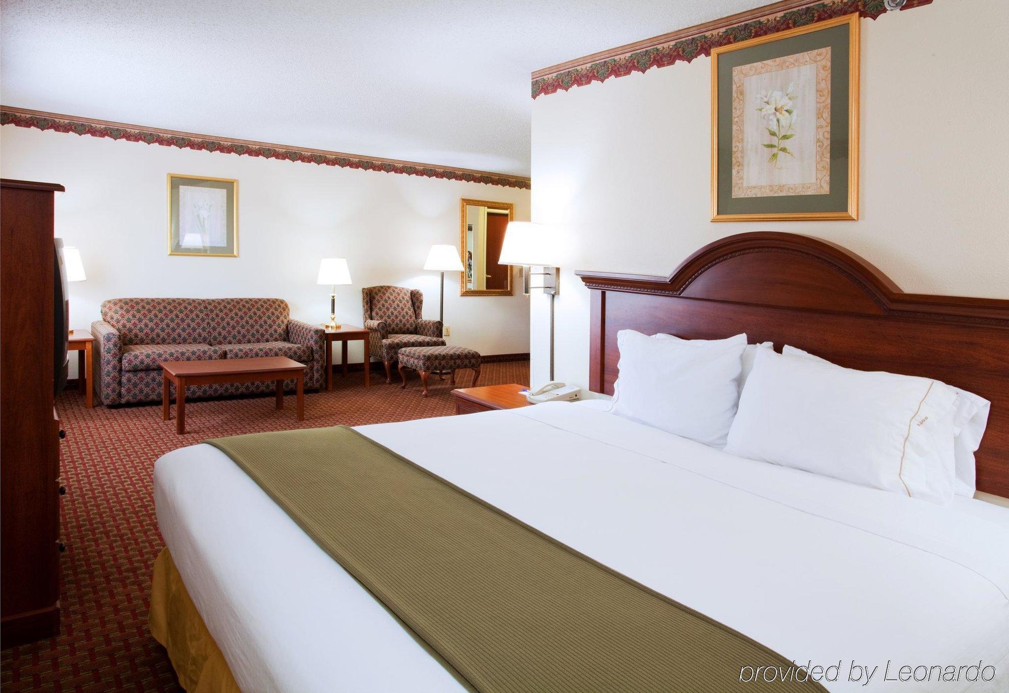 Holiday Inn Express Hillsville By Ihg Eksteriør billede