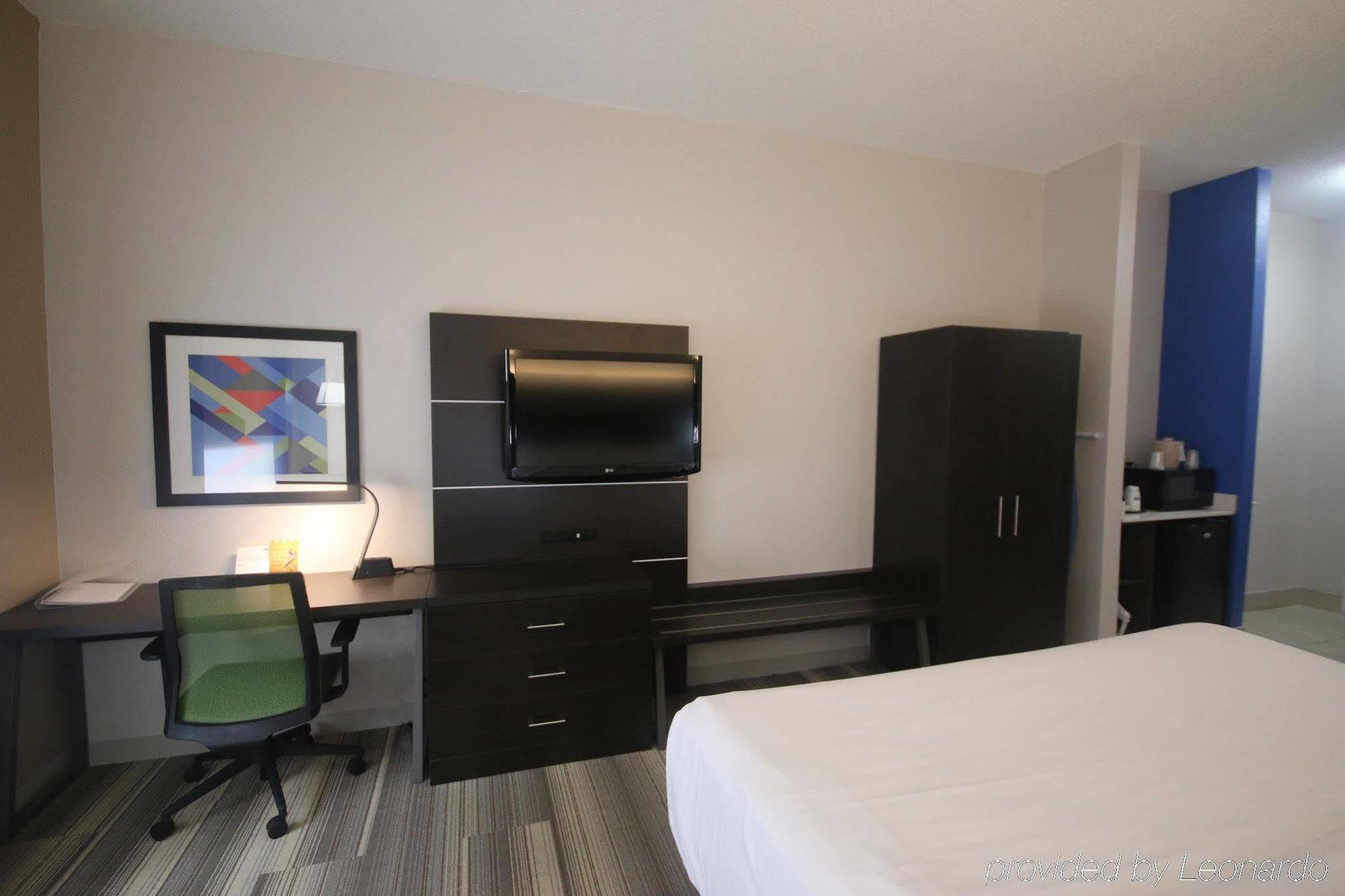 Holiday Inn Express Hillsville By Ihg Eksteriør billede