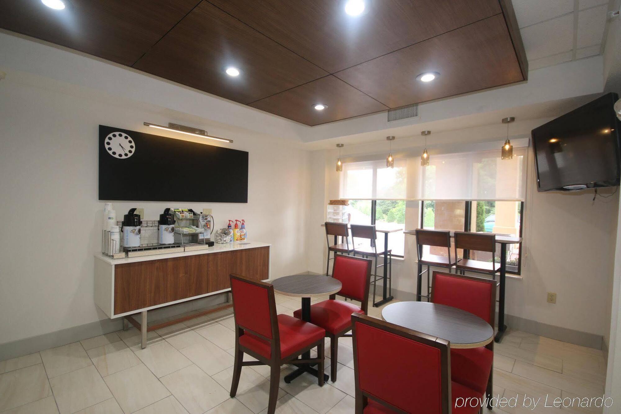Holiday Inn Express Hillsville By Ihg Eksteriør billede