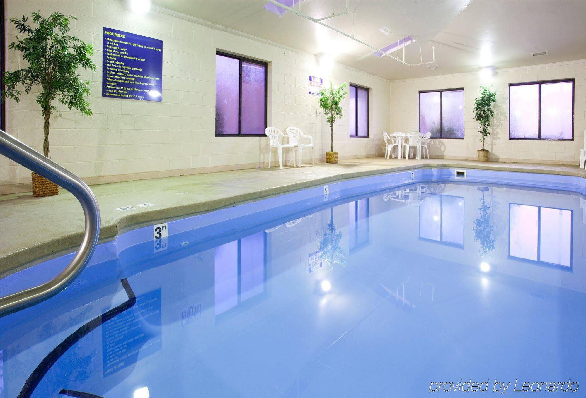 Holiday Inn Express Hillsville By Ihg Eksteriør billede