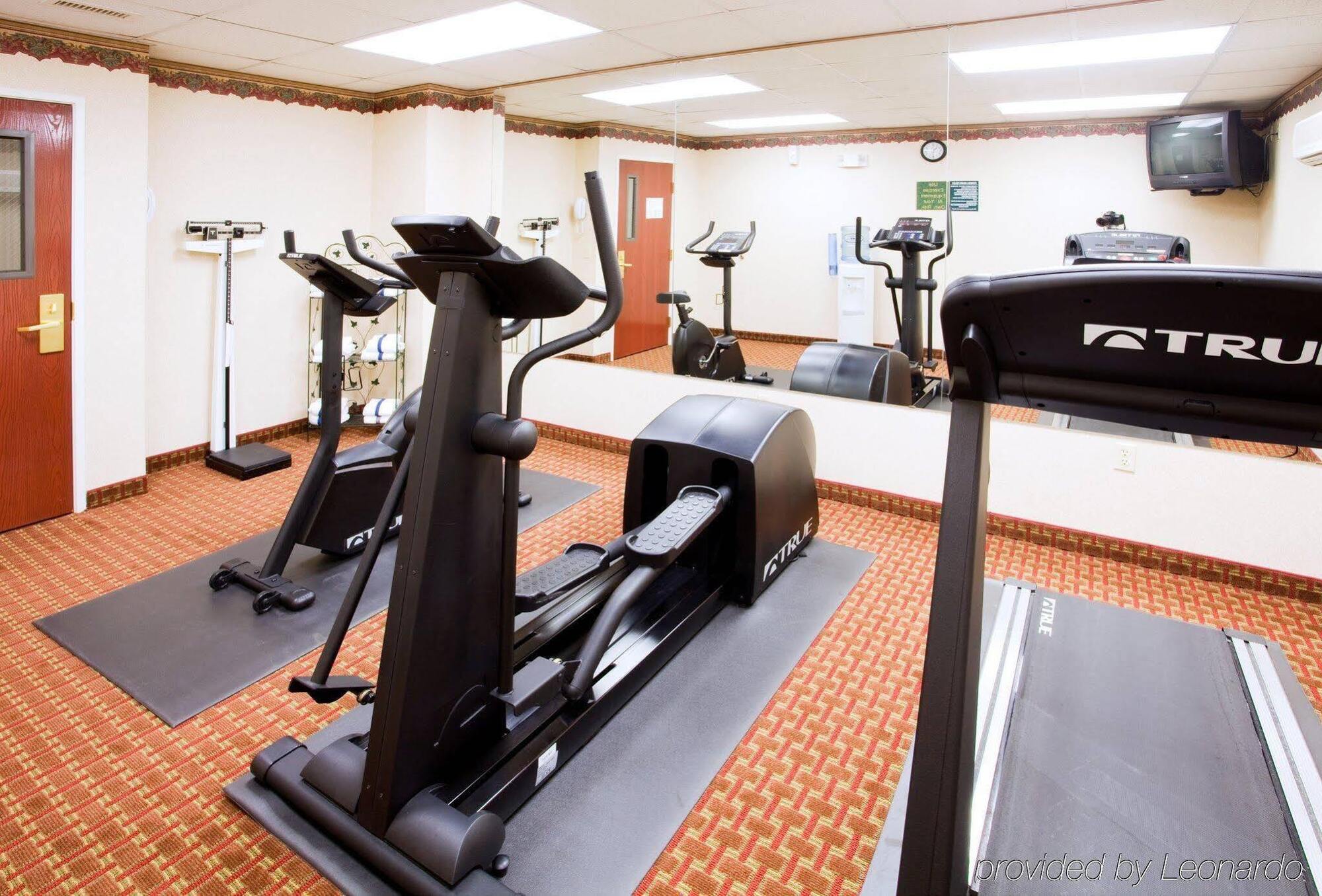 Holiday Inn Express Hillsville By Ihg Eksteriør billede