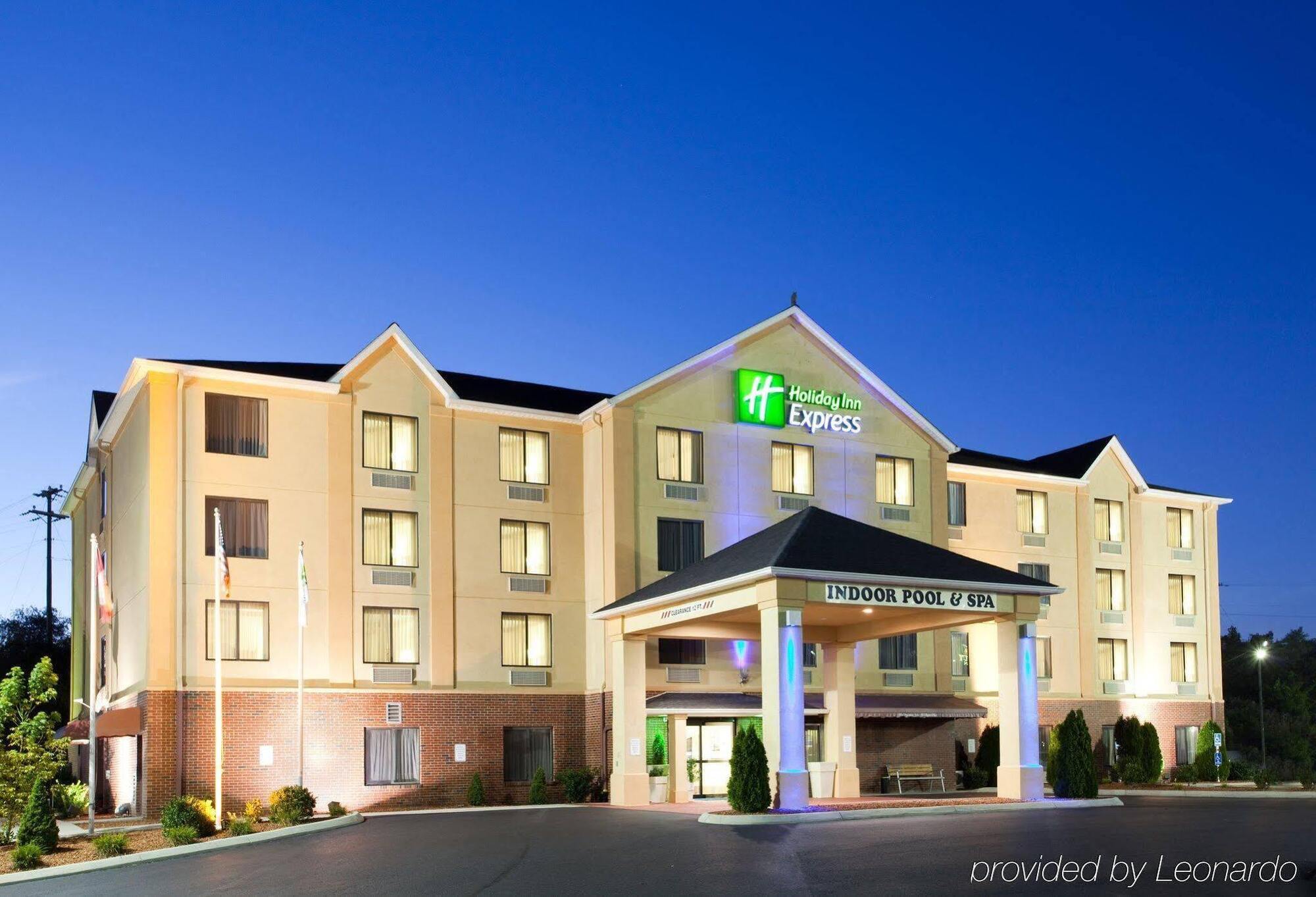 Holiday Inn Express Hillsville By Ihg Eksteriør billede